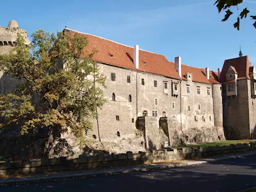 Expozice Muzea stredního Pootaví jsou umísteny v hradním paláci v jižní cásti hradu