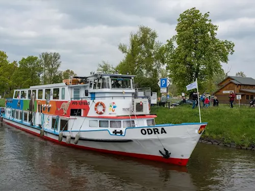 Plavby lodí do pražské zoo 2024