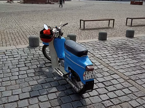 Stadion – první československý moped