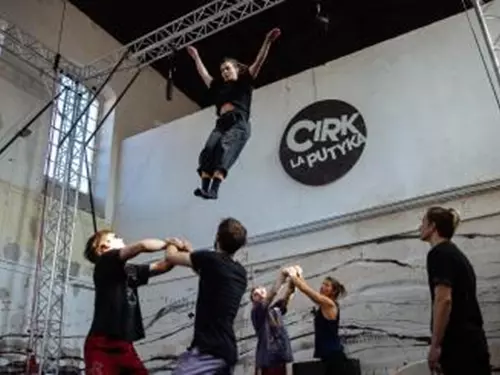 Cirk La Putyka 