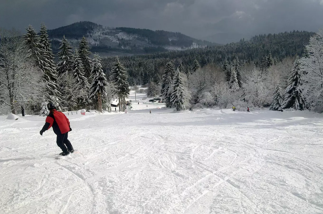 Ski areál České Žleby – lyžování pro rodiny s dětmi na Šumavě