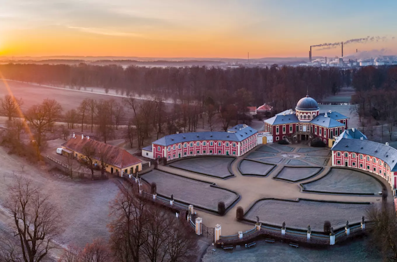 Zámek Veltrusy zahajuje o víkendu novou sezónu