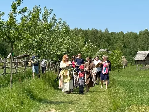 Letnice v Zeměráji