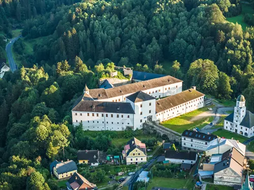 Zámek Kolštejn – Hotel Chateau Goldenstein