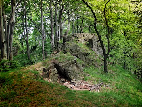 Zbytky středověkého hradu u Čeladné 