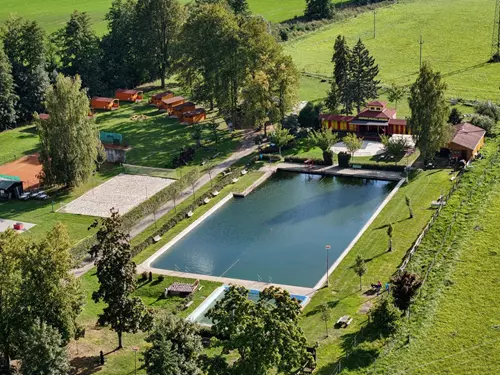Sportoviště a kemp Lanžov