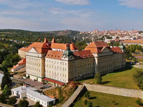 Znovín Znojmo – výrobce tradičních moravských vín
