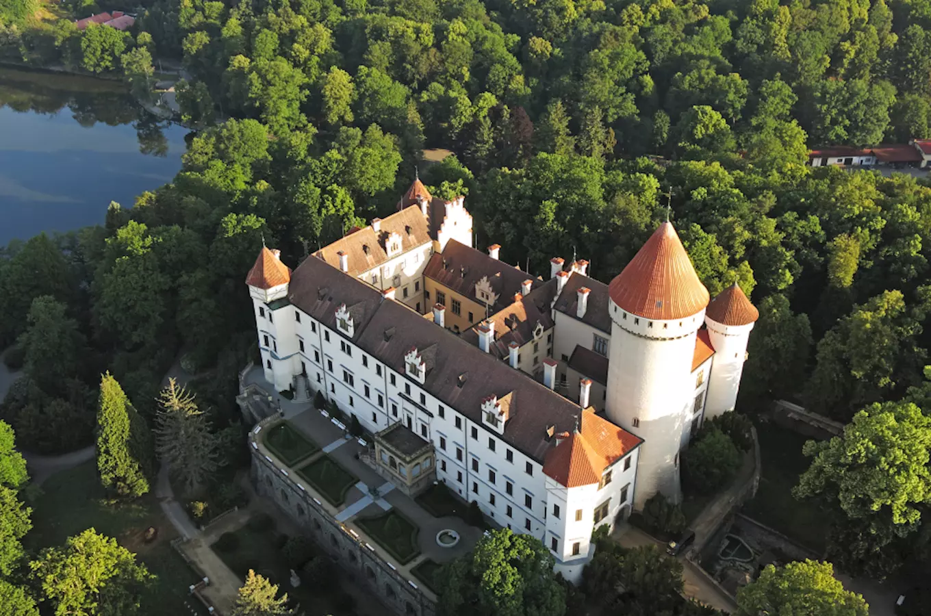 Zámek Konopiště – za Františkem Ferdinandem na zámek