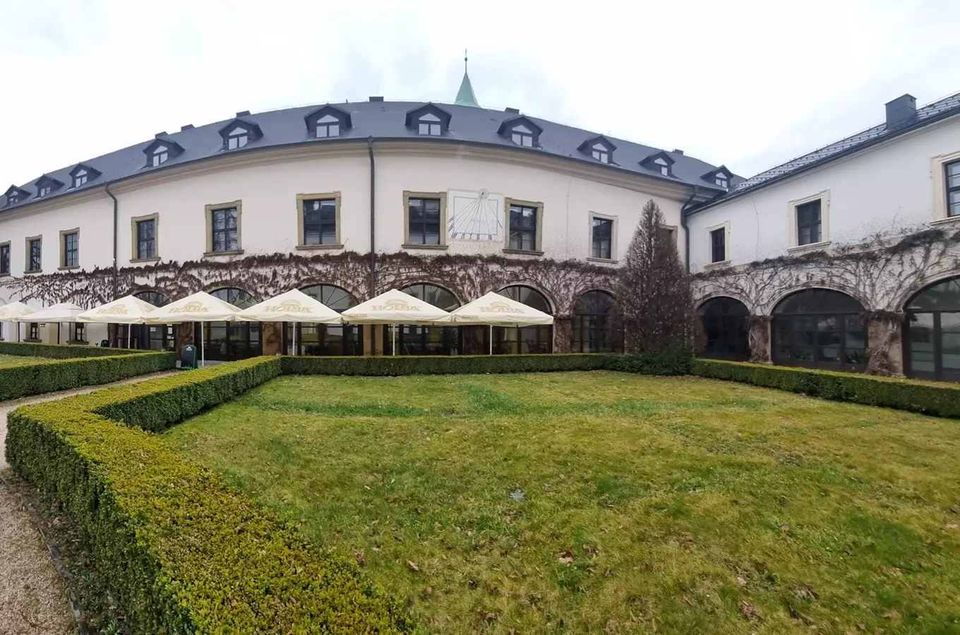 Zámek Letohrad a hotel Na zámku Letohrad