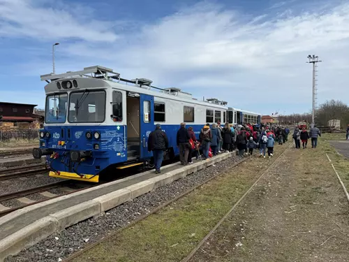 První pravidelný autonomní vlak s cestujícími na trati Kopidlno – Dolní Bousov
