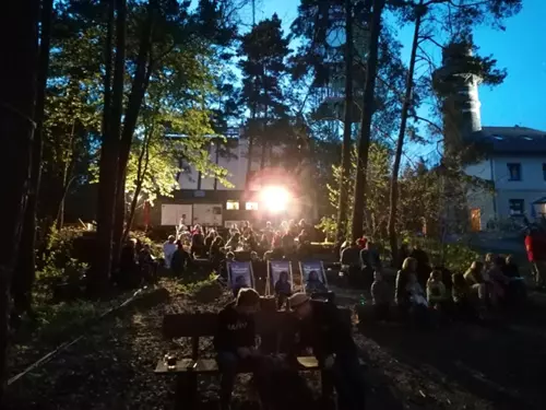 Letní promítání na Krkavci – Kamarád do deště