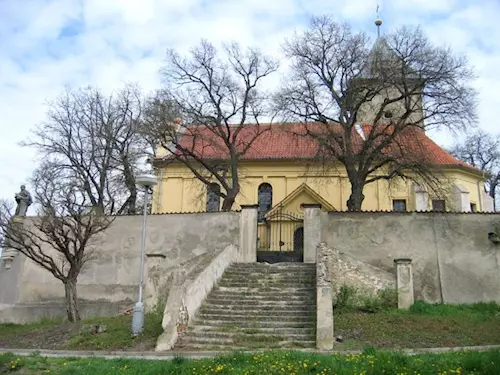 Kostel sv. Jakuba Staršího v Minicích