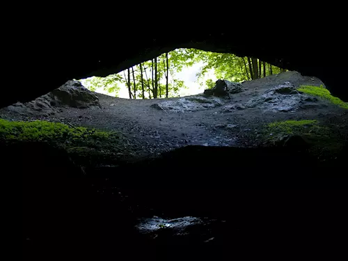 Jeskyně Hladomorna u Holštejna v Moravském krasu