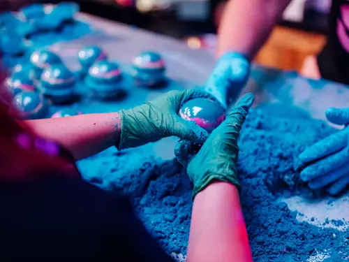 Kurz výroby kosmetiky za vysvědčení v Lush