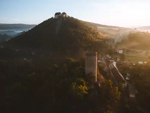 Tipy na výlet na hrady, tvrze a zříceniny v Česku, Kudy z nudy