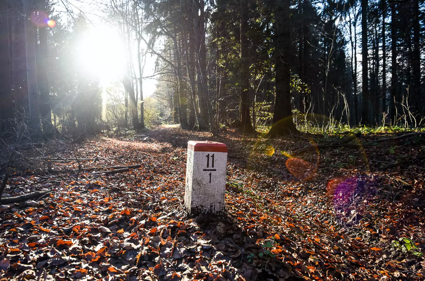 Objevte tajemství, příběhy a historii hraničních kamenů