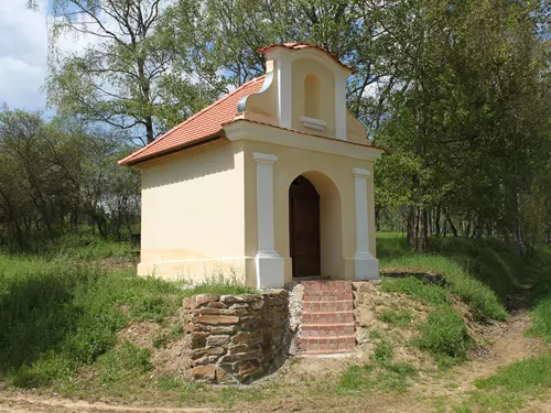 Poutní kaple Panny Marie u Lachovic na Toužimsku