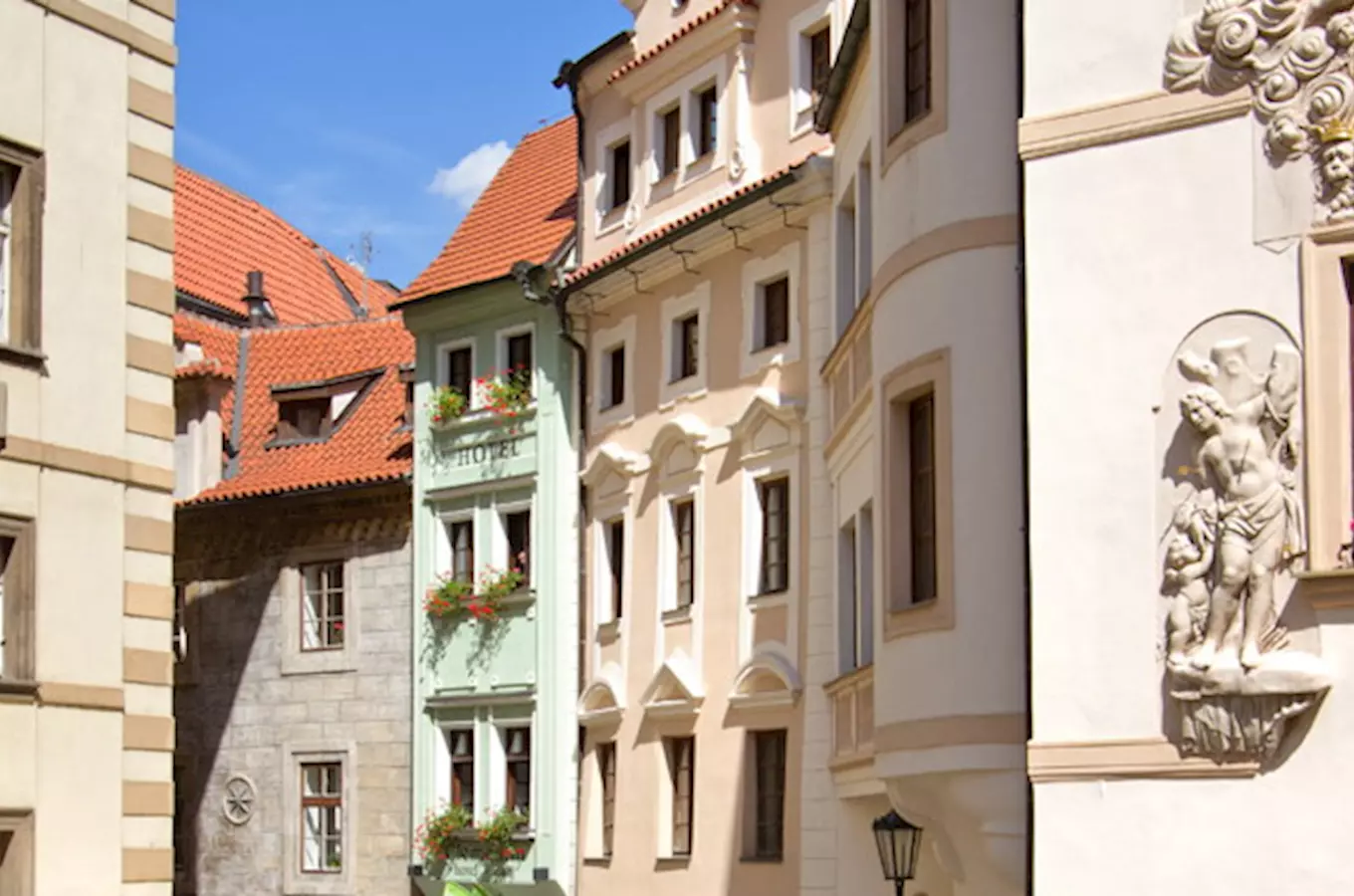 Hotel Clementin – nejužší pražský hotel 