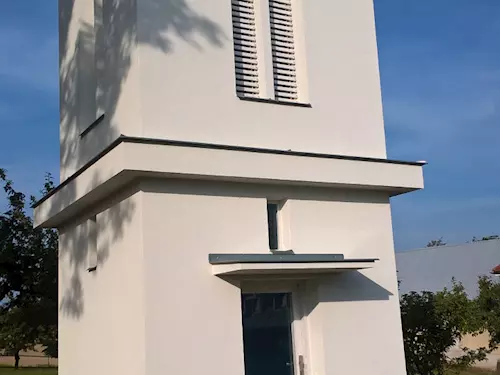 Kaplička se zvonicí v Deblově