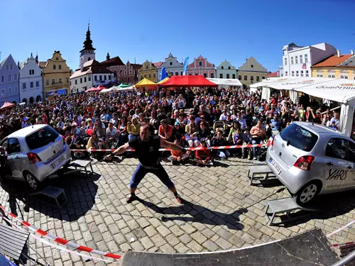 Festival rekordů a kuriozit vás pobaví v Pelhřimově