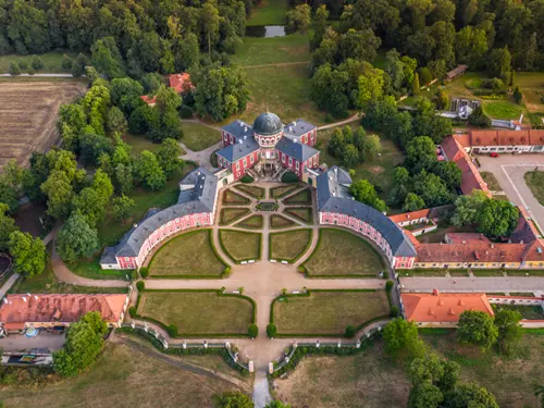 Otevření zámku Veltrusy: zámecké interiéry se otevírají po 19 letech!