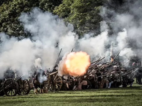 Bitva na Bílé hoře 8. listopadu 1620 - rekonstrukce bitvy - autor: Richard Klíčník