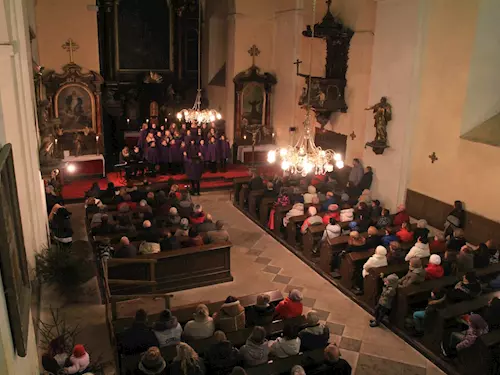 Adventní koncert detských peveckých sboru. Foto Klára Mágrová 