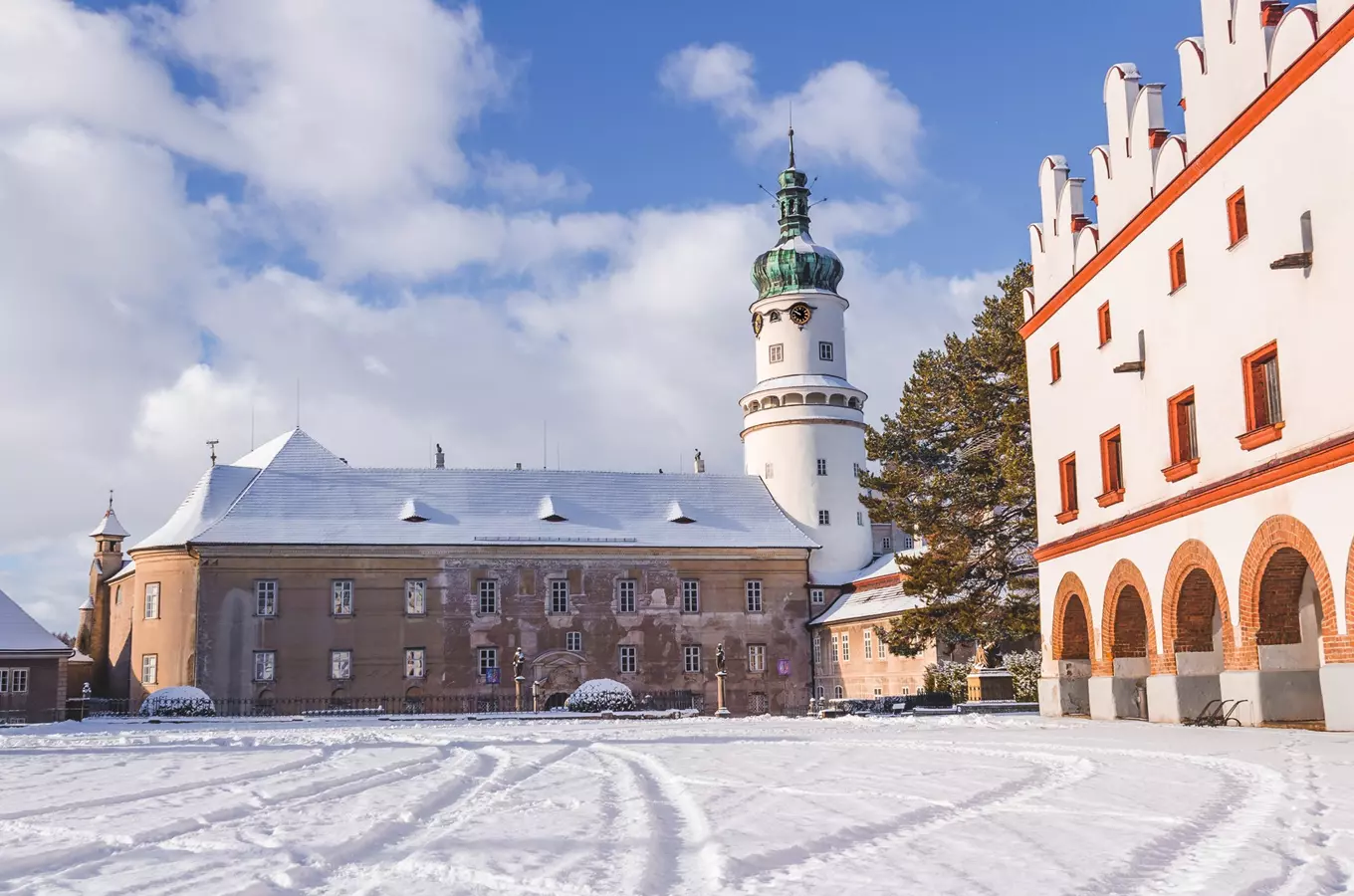 Zámek Nové Město nad Metují (foto Tomáš Menec)