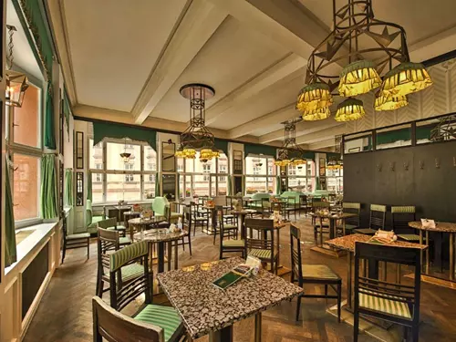 Kubistická kavárna Grand Café Orient – jediná kubistická kavárna na světě