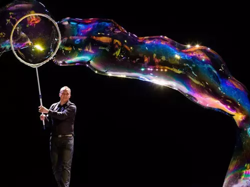 Bubble show