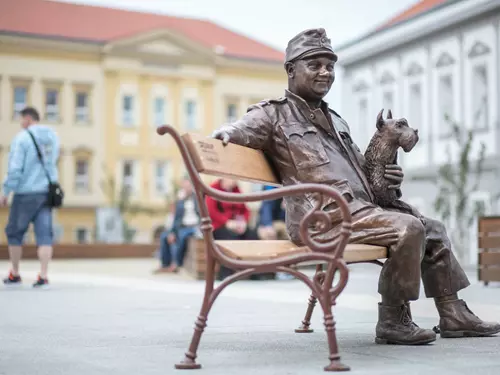 Socha Švejka v Kralupech nad Vltavou