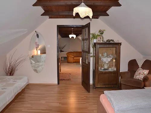 Dvoupodlažní apartmán