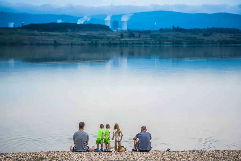 Výhled na jezero Most