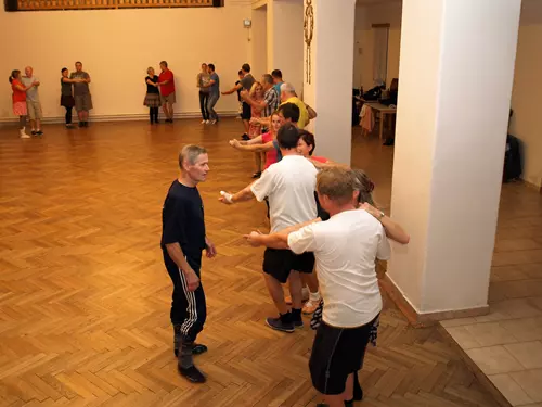 Kurz verbuňku a lidového tance 2022 – kurzy lidových tanců