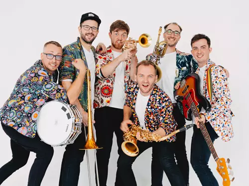 Praha žije hudbou – Palladium stage na Republice – Brass Avenue