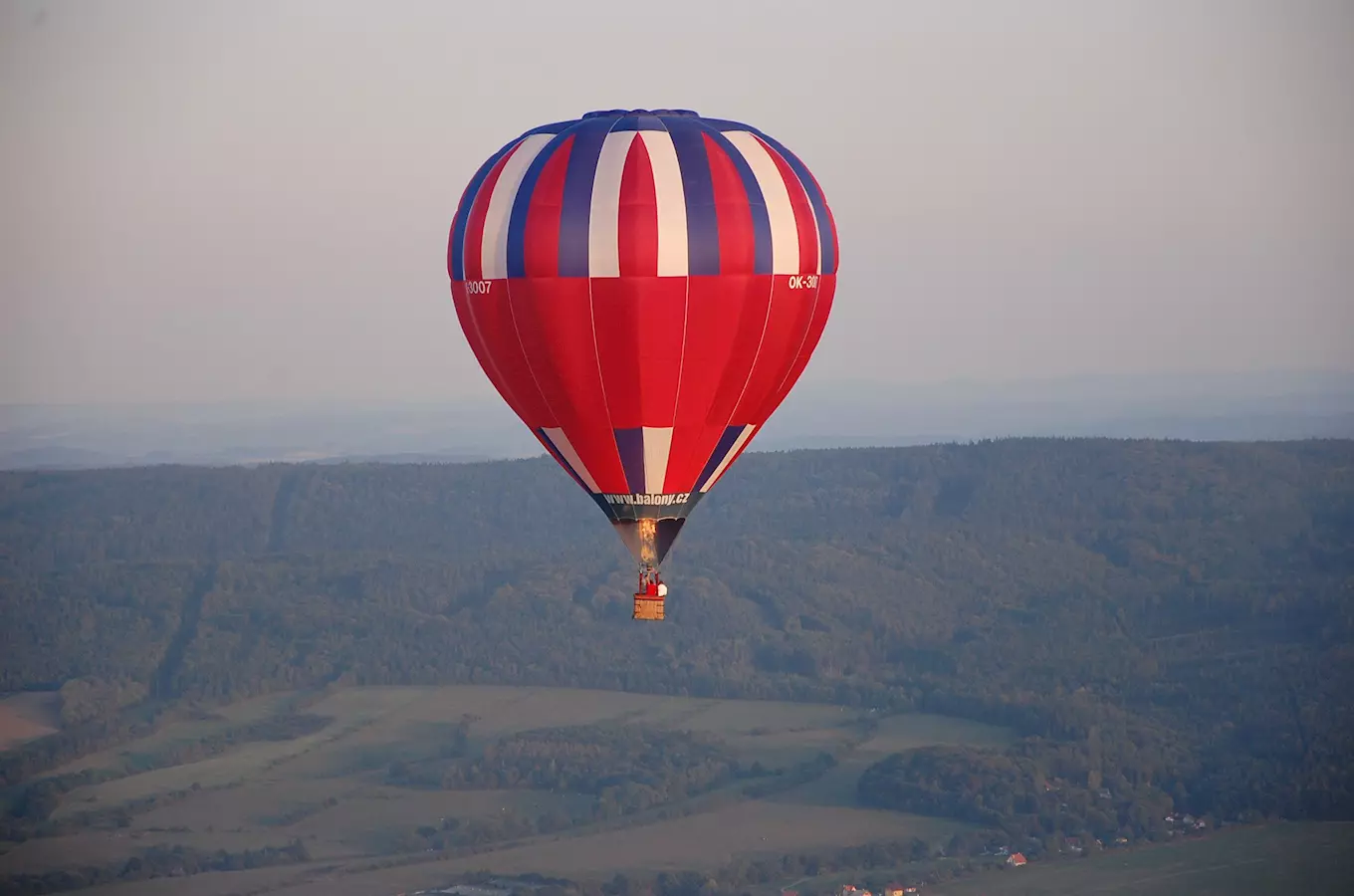 Expediční lety balonem jako v románu Julese Verna