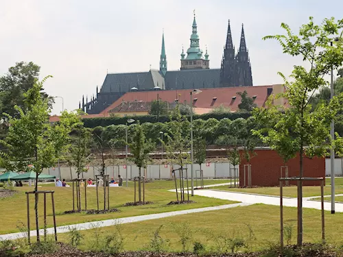 Park Prašný most v Praze
