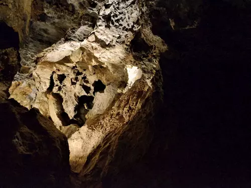 Výročí měsíce: Zbrašovské aragonitové jeskyně slaví 110 let od objevení