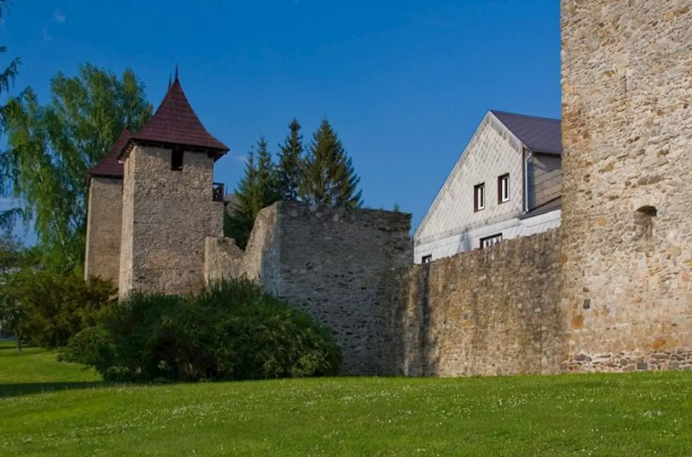 Městské opevnění v Tachově – jeden z nejzachovalejších hradebních systémů v ČR