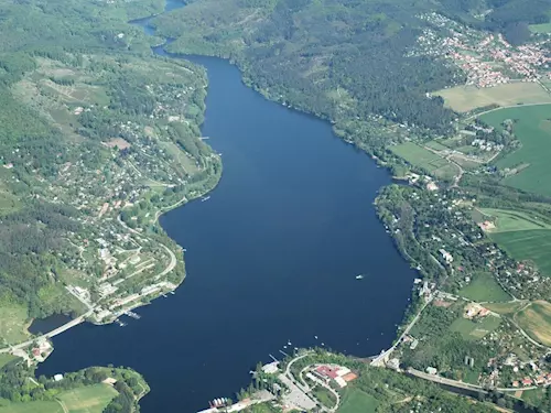 Brněnská přehrada dostane příští rok nové převlékárny, WC, sprchy a hřiště