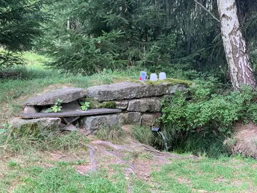 Studánka Nad Lhotkou