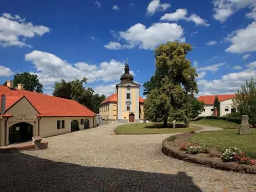 Kolik má Praha hradů a zámků? Poznejte Cibulku, Portheimku, Hvězdu a další hrady a zámky v Praze