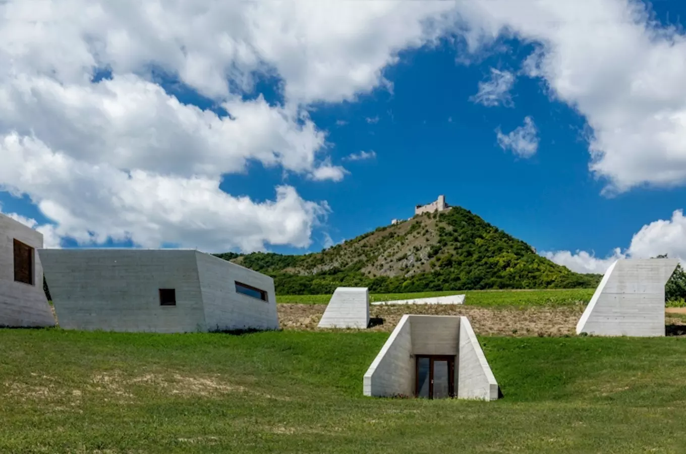 Mikulov, Pavlov, Dolní Věstonice – archeoparky, muzea a památky v krajině lovců mamutů se o víkendu 