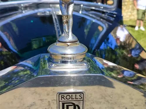 Sjezd vozů Rolls-Royce & Bentley na zámku Lnáře