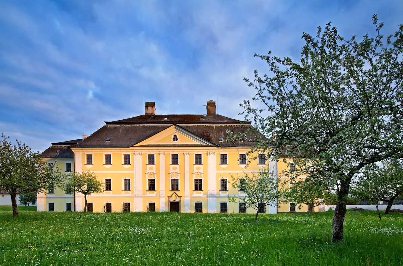 Dny otevřených zahrad na zámku Žďár nad Sázavou