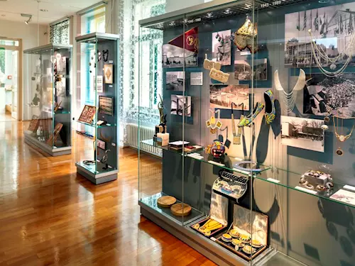 Muzeum skla a bižuterie v Jablonci nad Nisou oslaví v pátek 115 let