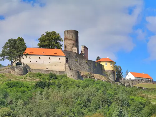 Hrad Svojanov zve velké i malé do pohádky