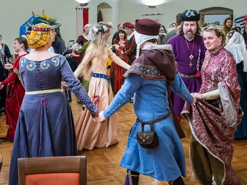 Přednáškový večer na zámku Rataje nad Sázavou