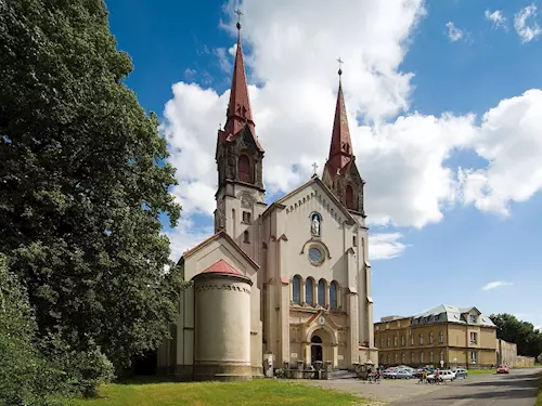 Poutní bazilika minor ve Filipově se otevřela poutníkům a turistům