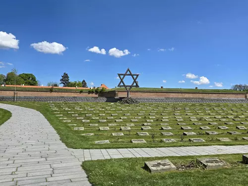 Památník Terezín – nahlédněte do temné minulosti pevnostního města